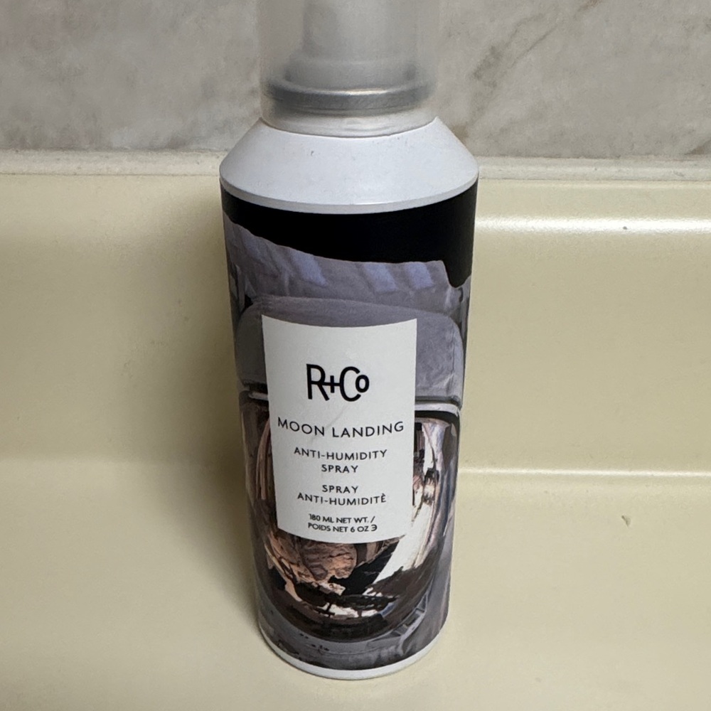 R+Co Moon Landing Anti-Humidity Spray - White/Silver/Black